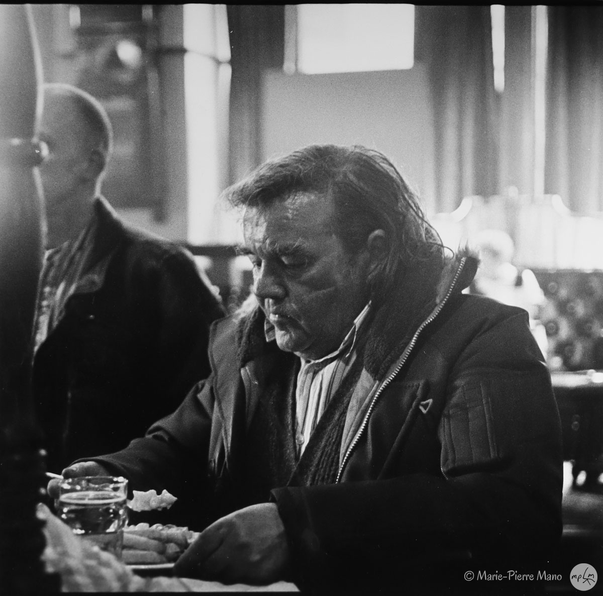 Homme-solitude, soupe du seuil braisé Homme-solitude, soupe du seuil braisé - Série Brèche du verbe