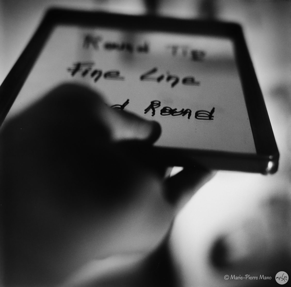 Round mot en main Round mot en main - Série Brèche du verbe